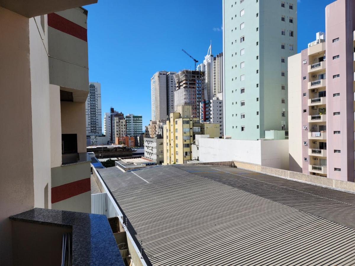 2 Quartos A 200Mts Praia Central, Garagem, Churrasqueira, Wi-Fi 90 Mbps, Pet Friendly Балнеариу-Камбориу Экстерьер фото