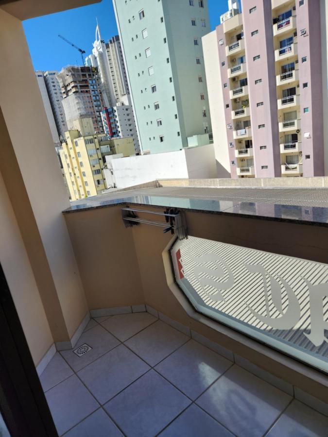 2 Quartos A 200Mts Praia Central, Garagem, Churrasqueira, Wi-Fi 90 Mbps, Pet Friendly Балнеариу-Камбориу Экстерьер фото