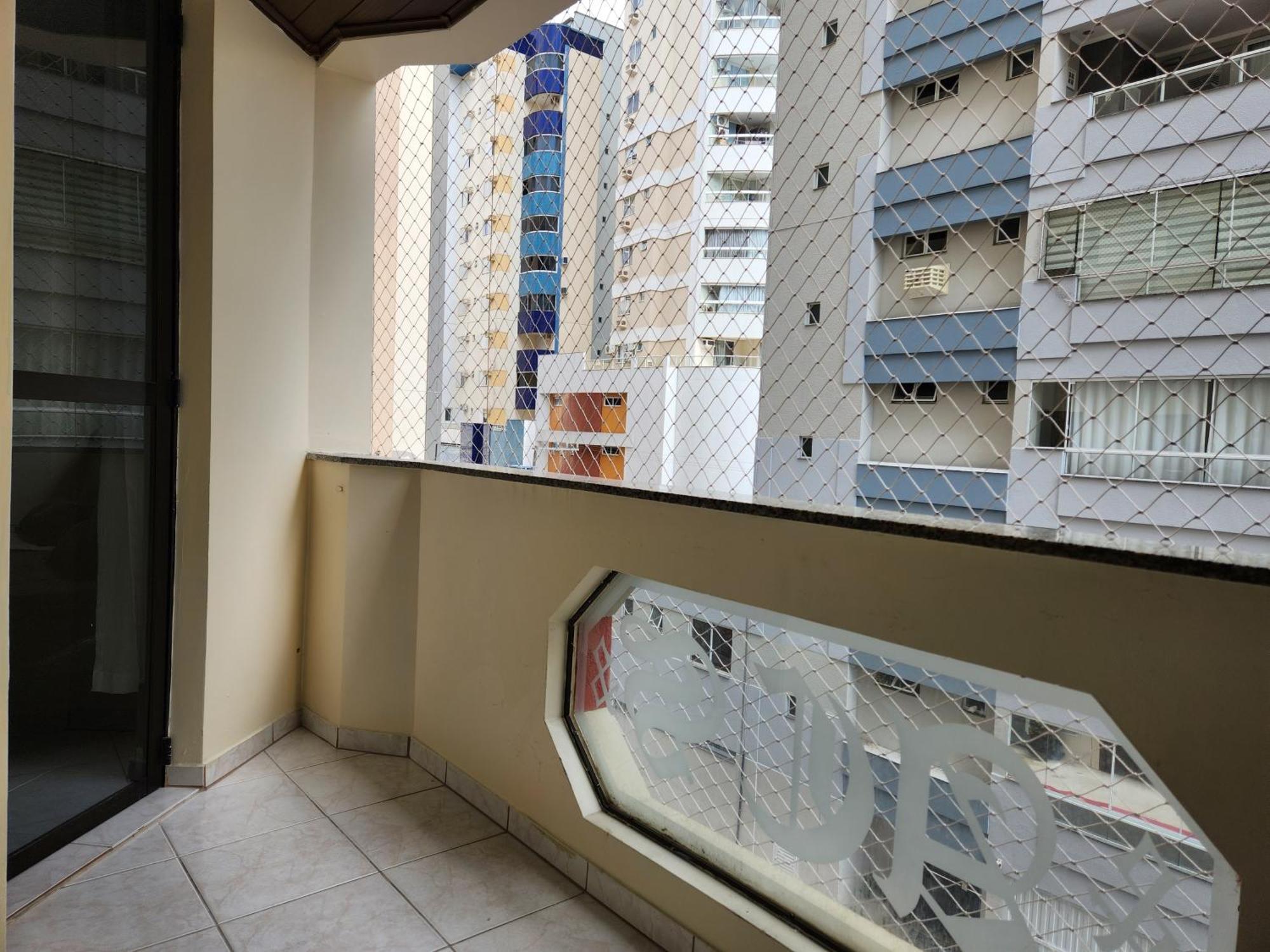 2 Quartos A 200Mts Praia Central, Garagem, Churrasqueira, Wi-Fi 90 Mbps, Pet Friendly Балнеариу-Камбориу Номер фото