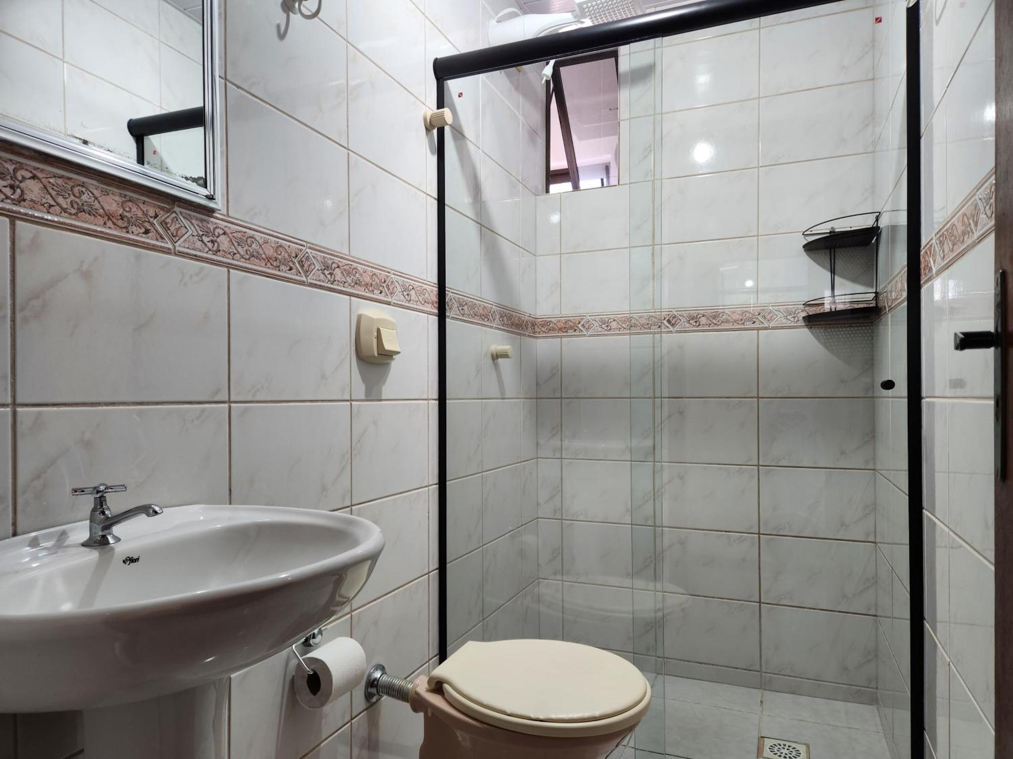 2 Quartos A 200Mts Praia Central, Garagem, Churrasqueira, Wi-Fi 90 Mbps, Pet Friendly Балнеариу-Камбориу Номер фото