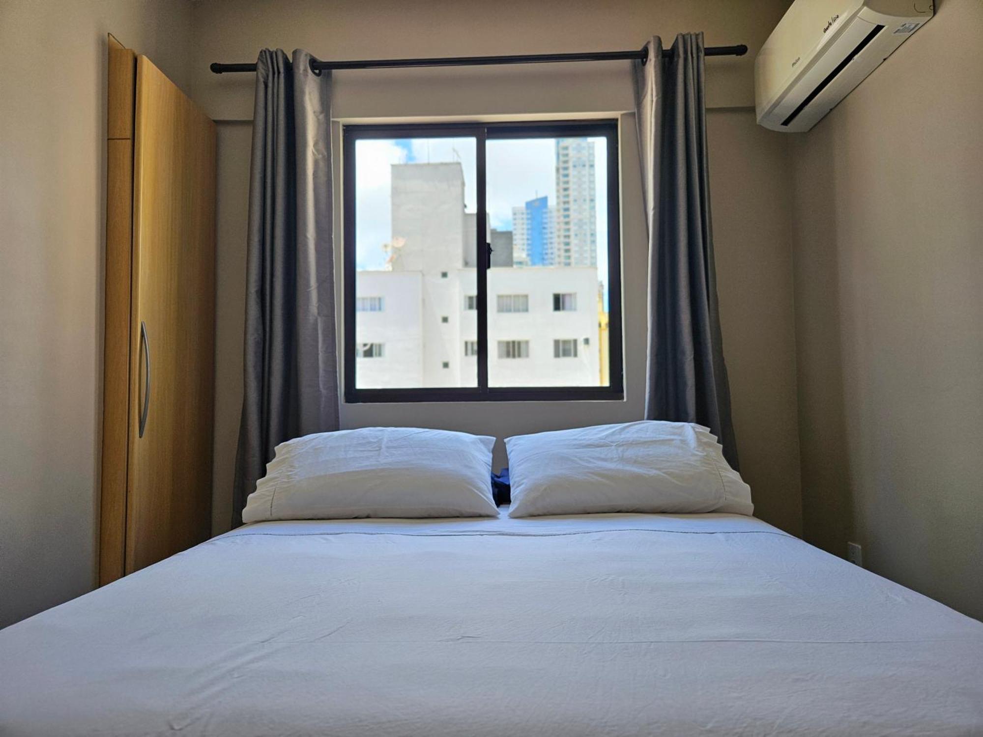 2 Quartos A 200Mts Praia Central, Garagem, Churrasqueira, Wi-Fi 90 Mbps, Pet Friendly Балнеариу-Камбориу Экстерьер фото