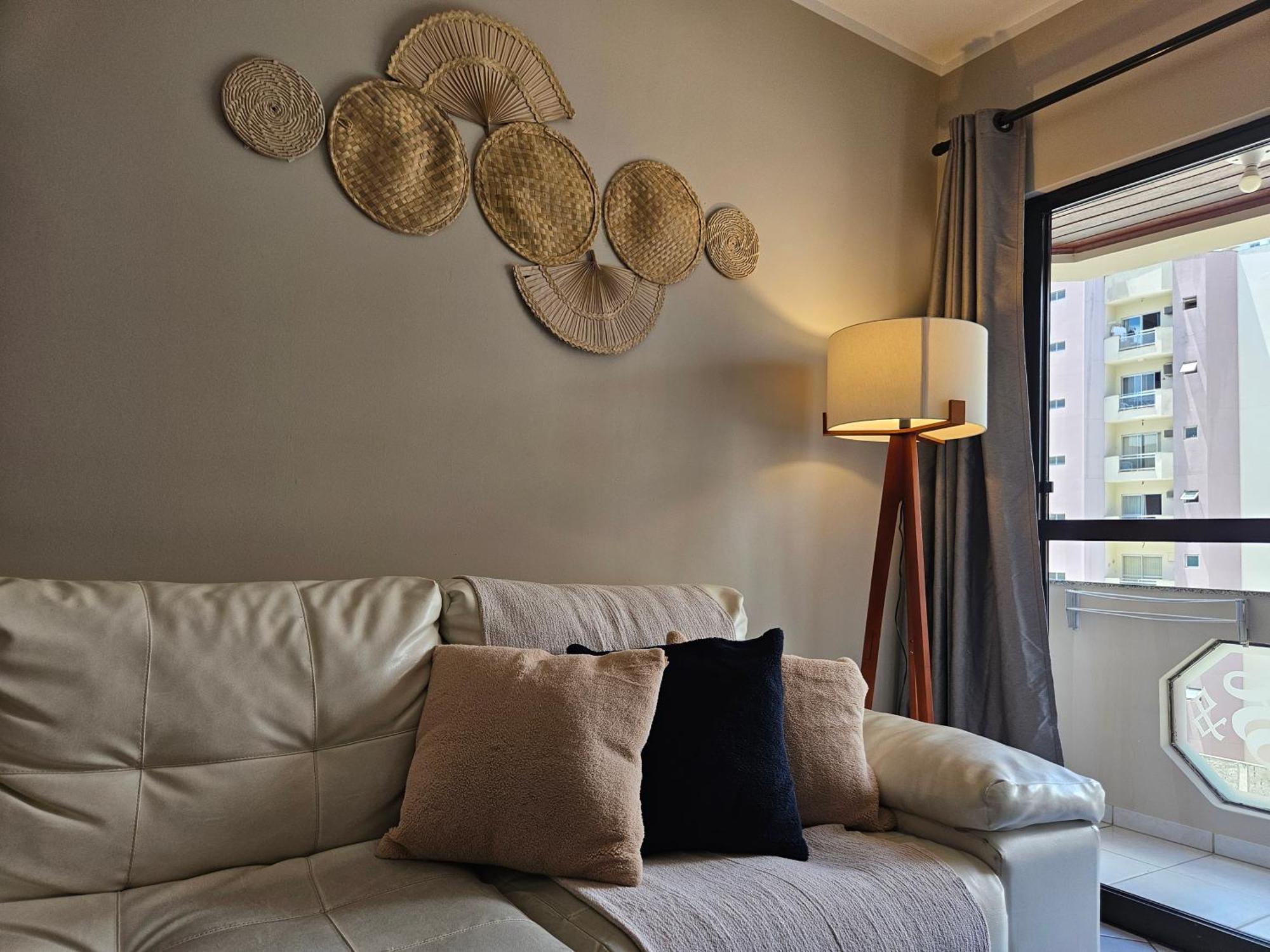 2 Quartos A 200Mts Praia Central, Garagem, Churrasqueira, Wi-Fi 90 Mbps, Pet Friendly Балнеариу-Камбориу Экстерьер фото
