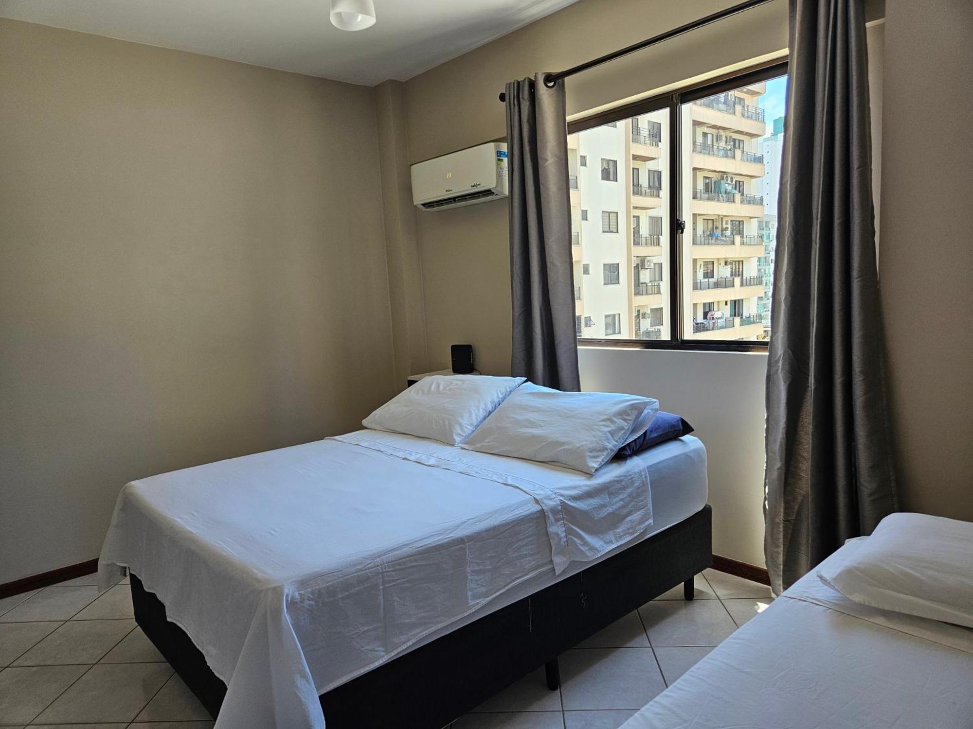 2 Quartos A 200Mts Praia Central, Garagem, Churrasqueira, Wi-Fi 90 Mbps, Pet Friendly Балнеариу-Камбориу Экстерьер фото