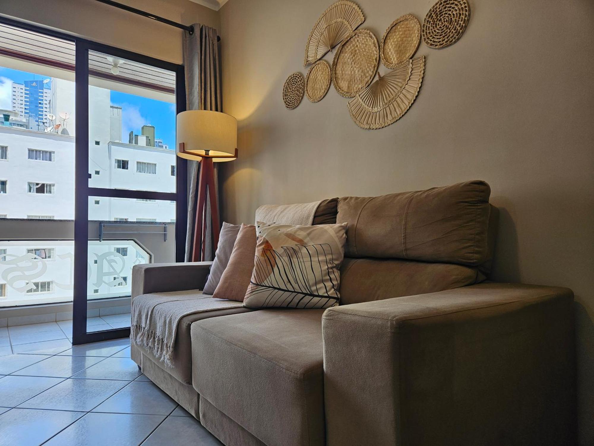 2 Quartos A 200Mts Praia Central, Garagem, Churrasqueira, Wi-Fi 90 Mbps, Pet Friendly Балнеариу-Камбориу Экстерьер фото